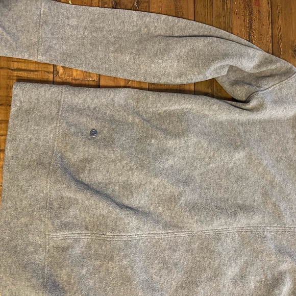 Lululemon fleece pullover size 6 - Picture 6 of 12
